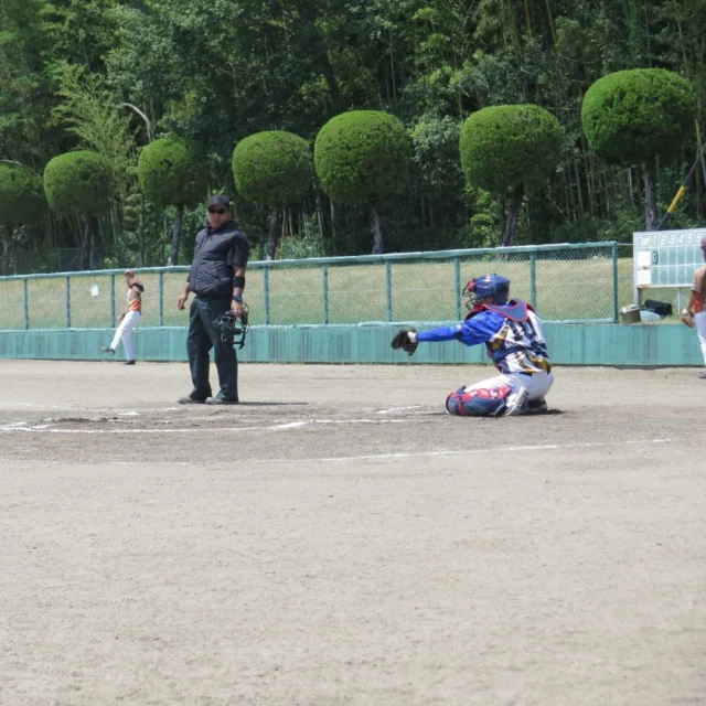 ドリームカップ　愛知県予選1回戦
マイナットvsピーターらビッツ様
3-2　勝

ものすごい暑い中接戦をものにしました🥎
こんな日はミスしないチームが勝つ
甲子園も強豪校が負ける、野球は何が起こるかわからない
一発勝負の怖さ🥎
束になってみんなで勝つ🫡🥎

ケガと熱中症にはみなさん気を付けてください！

#マイナット野球部#マイナット＃草野球＃暑すぎでしょ#甲子園ボーイ＃ブロッコリー🥦#ブロッコリーの芯のスナック＃ファミマルねり梅